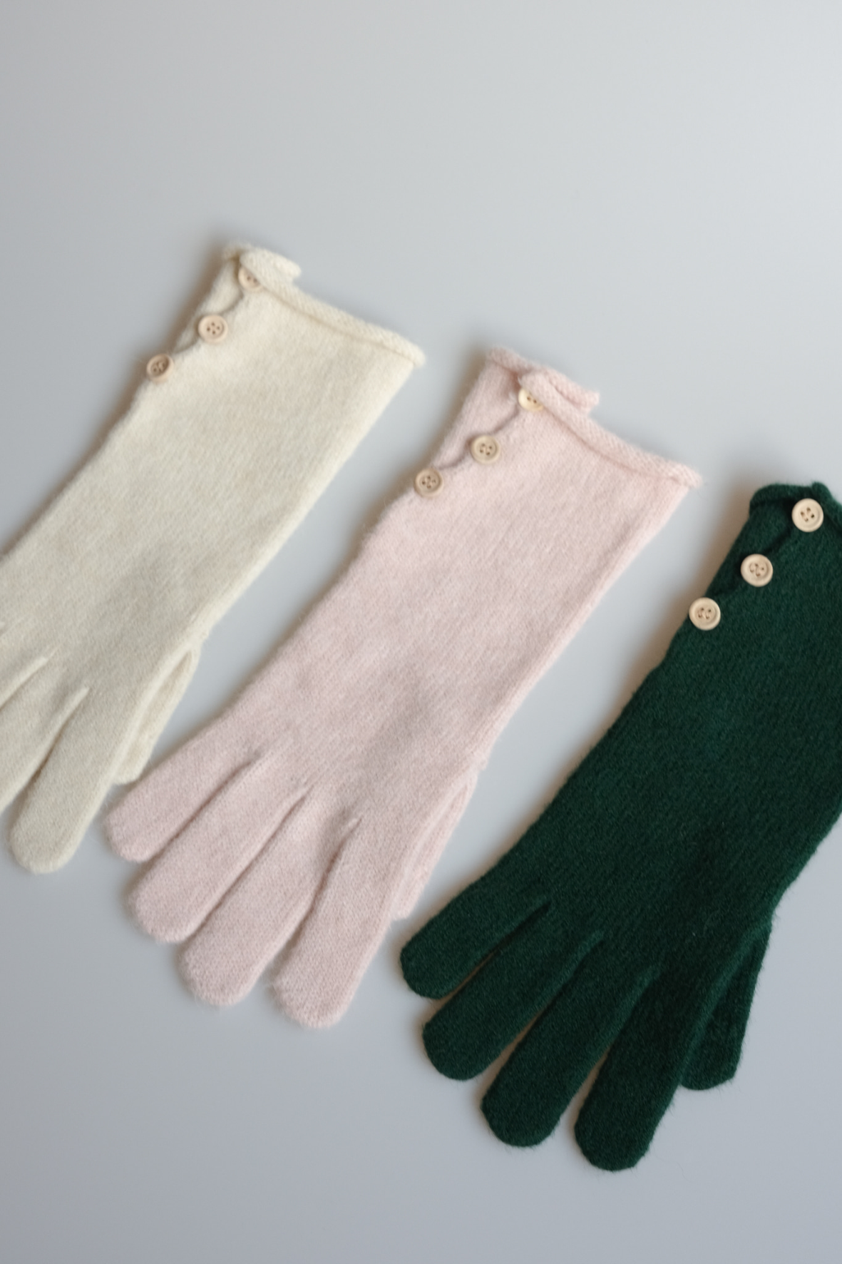 Wool button gloves (3col)