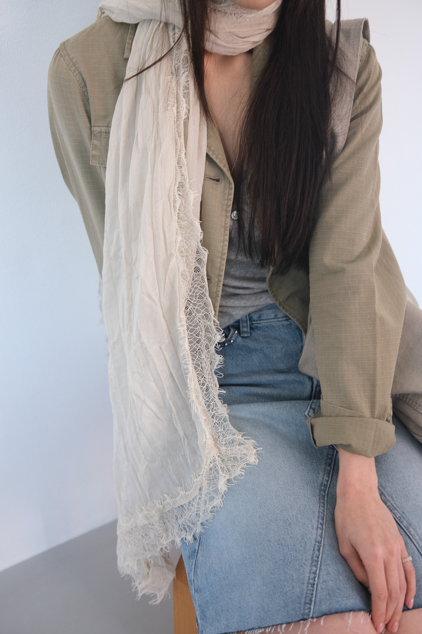 Soft lace scarf