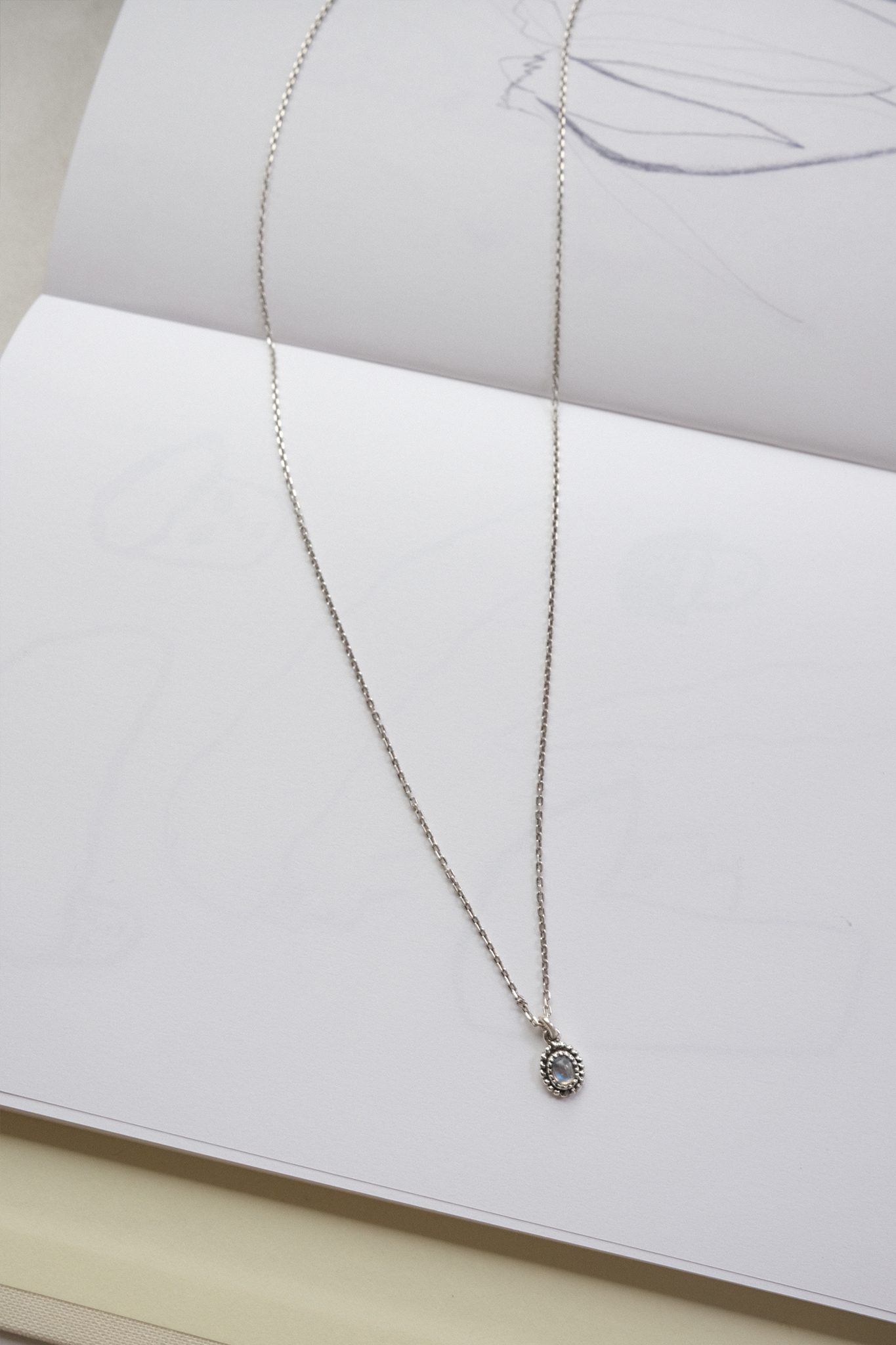 Vintage moonstone long necklace